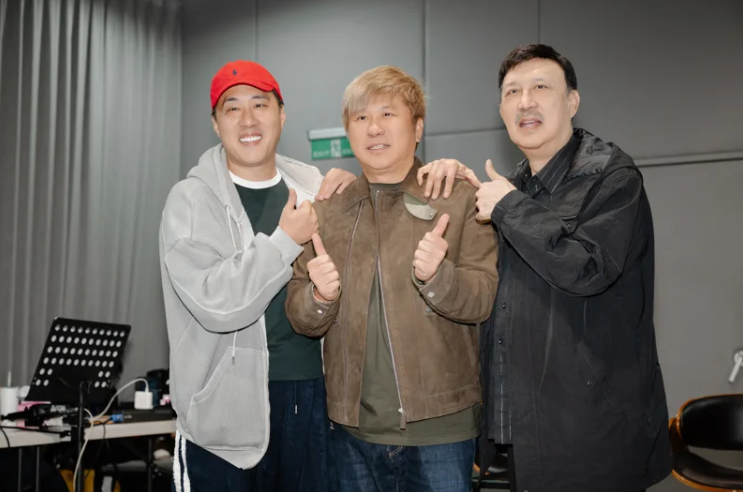 余祥銓（左起）、胡瓜、余天現身鑽石舞台彩排活動。（圖／艾迪昇傳播​）