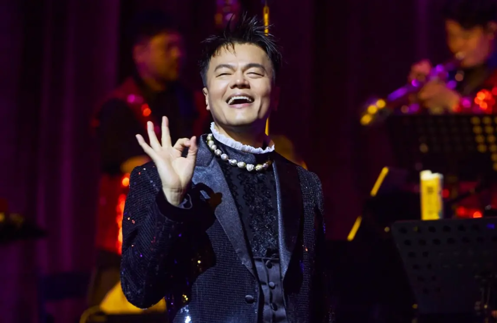 朴軫永是JYP娛樂的創辦人，宣布辭去董事職務。（圖／翻攝朴軫永IG）