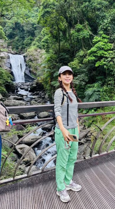 「S.H.E」Hebe、Ella、Selina難得合體登山。（圖／翻攝田馥甄IG）