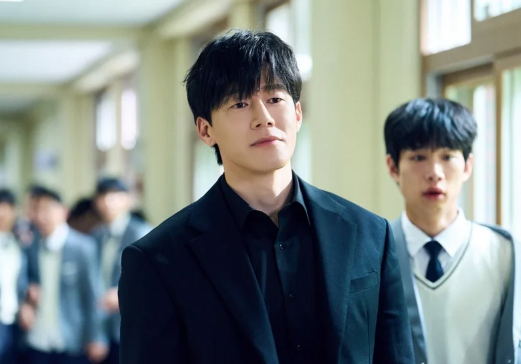 金武烈不是《鐵拳教育》主演首選，影集卻非常成功。（圖／Netflix）