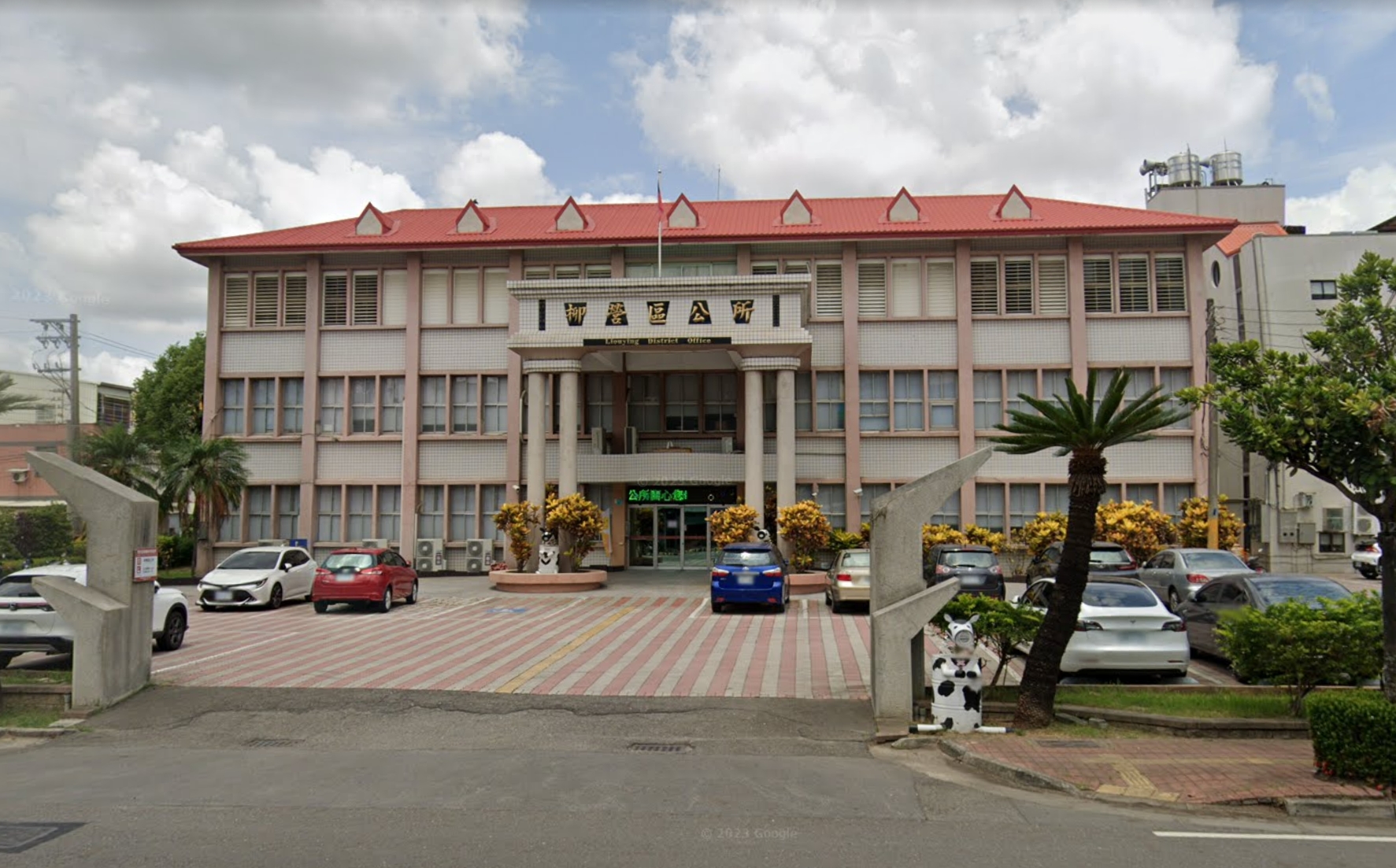 ▲公物變私產！台南里長疑「侵占里辦設備」近14年...伴唱機冷氣搬回家 爽坐按摩椅下場曝（圖／記者王俊勝 翻攝）