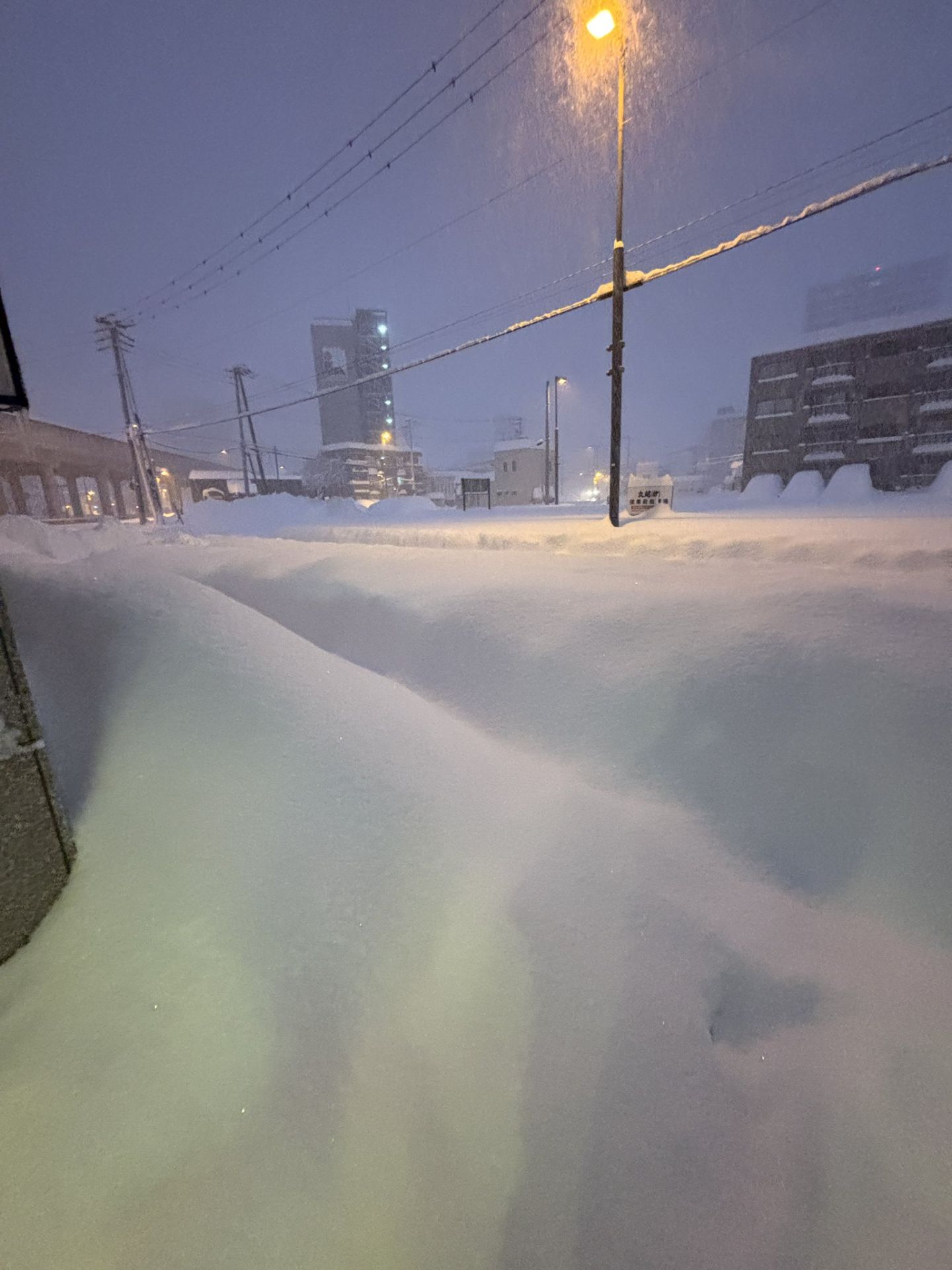 日本迎來今冬最強寒流 北海道積雪破紀錄 四國九州罕見降雪