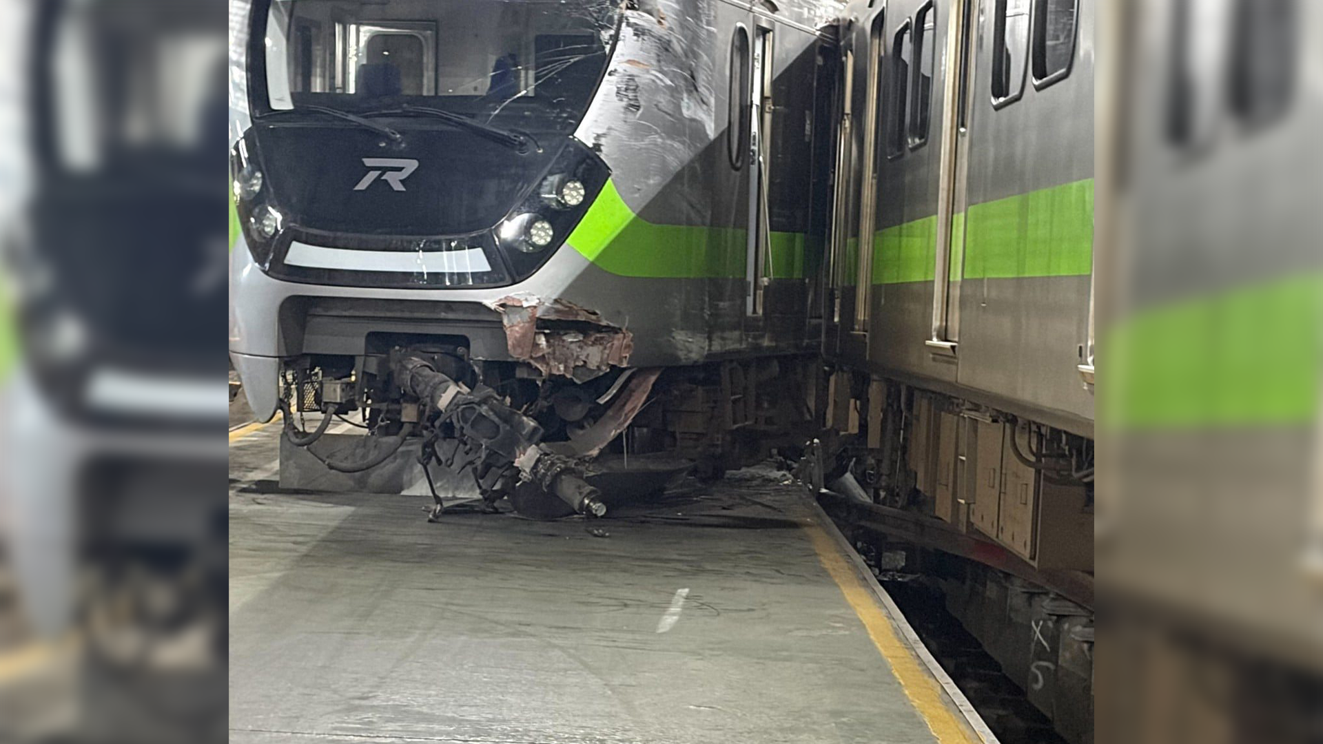 ▲台鐵七堵出事了!電聯車調車場相撞廂出軌 1員工受傷送醫(圖/翻攝自臉書/Hayashi Kozaki)