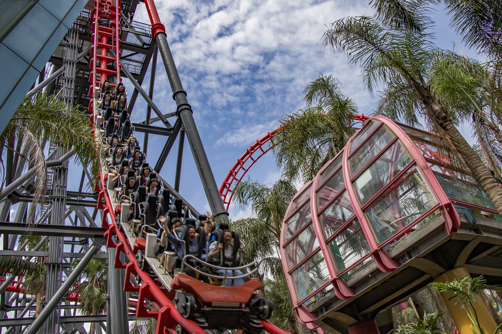 軍警消限定爽玩！麗寶樂園「2人1000元」再送摩天輪