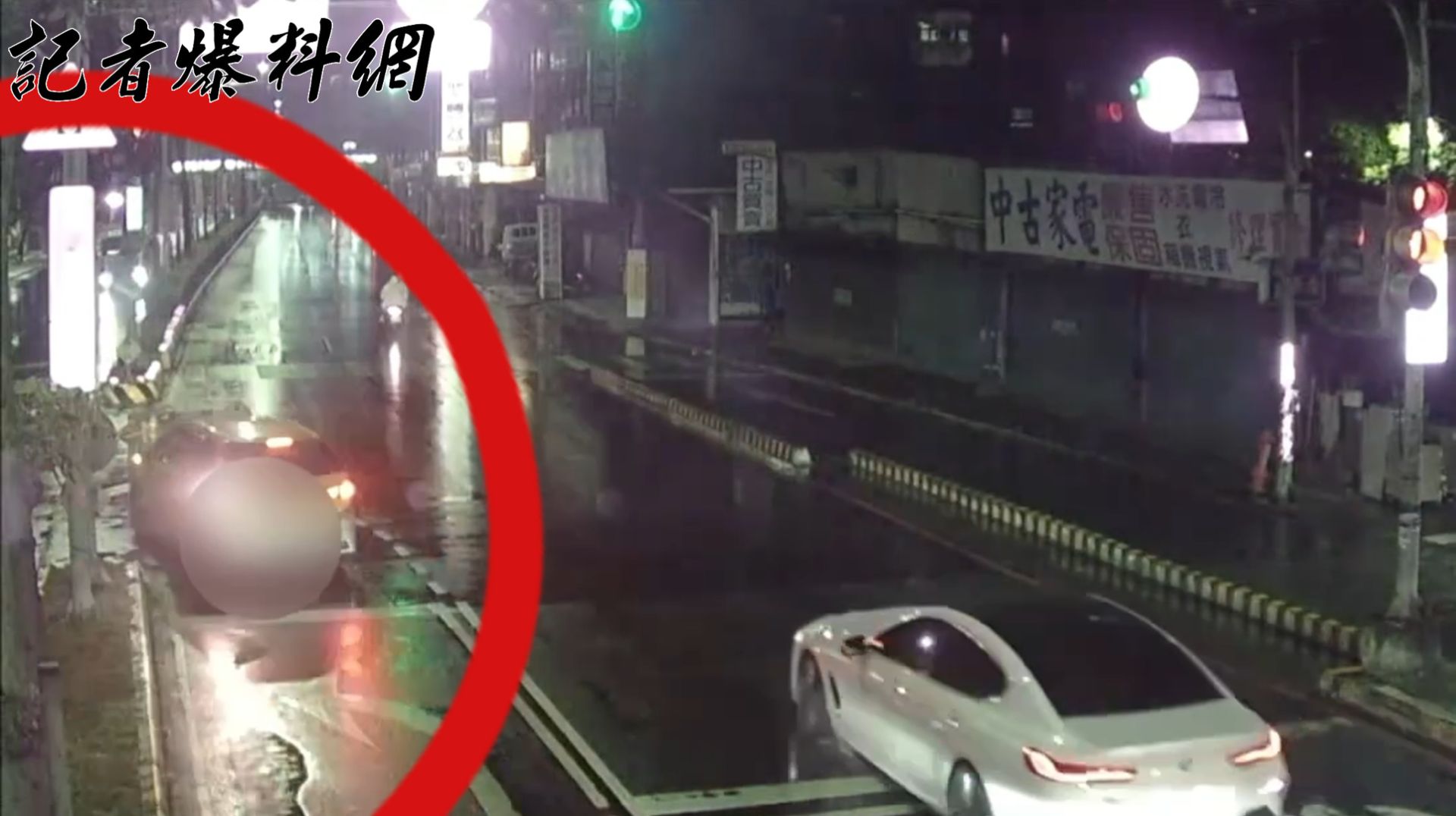▲67歲趙姓計程車司機載送46歲馮姓男子及32歲陳姓女子，行經事發處時疑為搶快未依號誌左轉。（翻攝畫面）