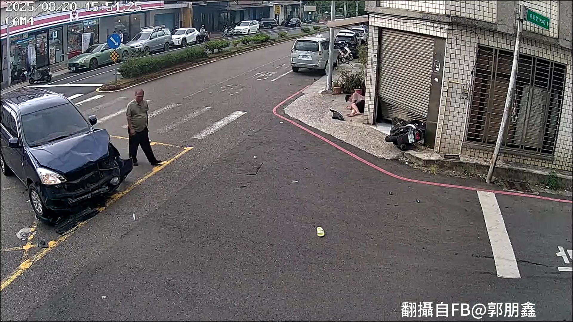 ▲新竹市進園區的主要道路之一，高翠路173巷口，昨（20）日下午15時許發生1起嚴重車禍。(翻攝畫面)