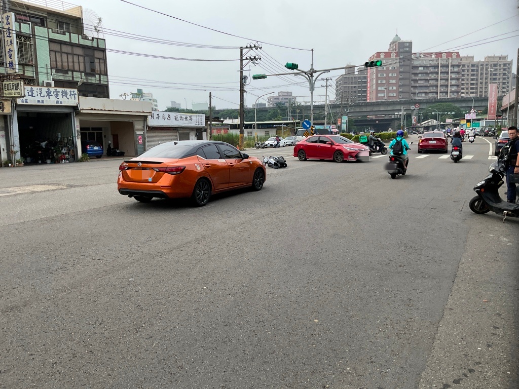 桃園市中壢區志廣路一帶，昨（2）日上午8時許發生1起交通事故。