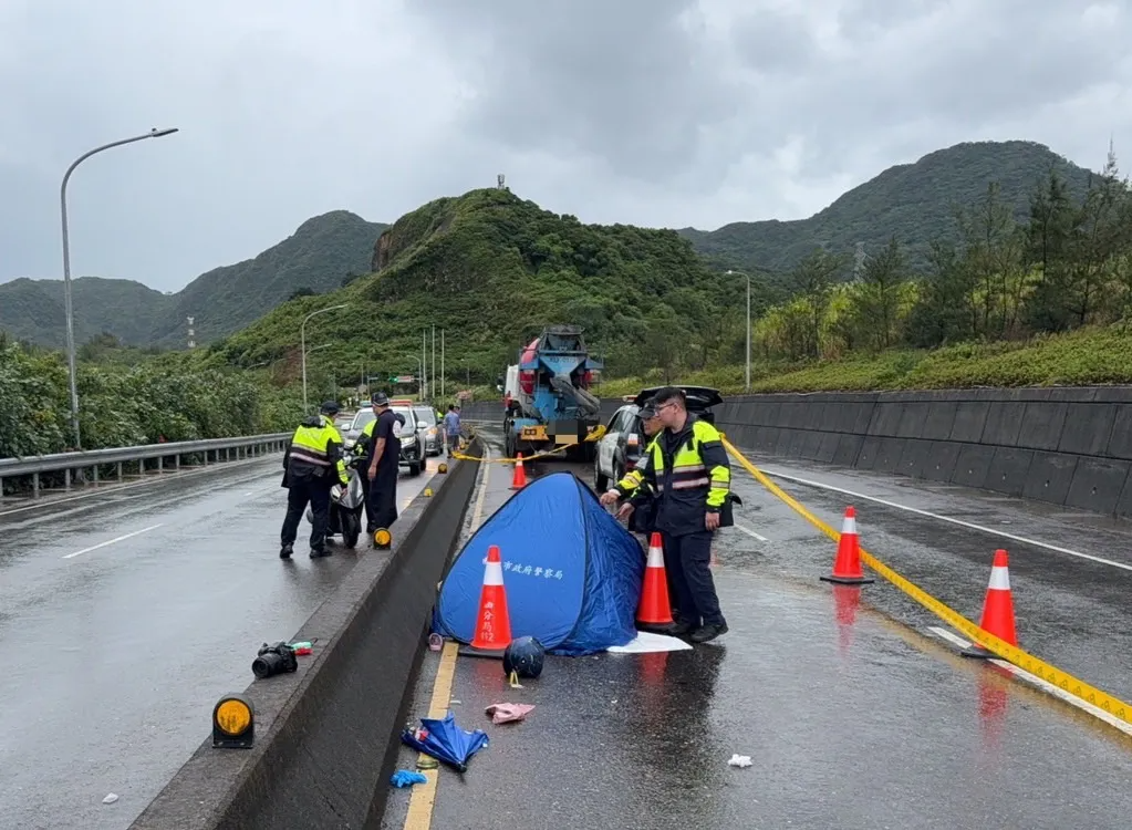 新北市萬里區台2線44.9K處，昨（23）日下午14時許發生1起死亡車禍。