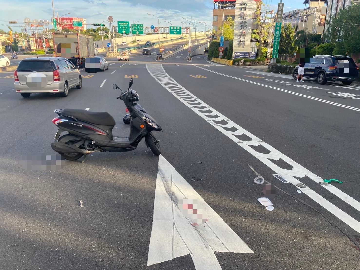 台北市士林區通河西街二段、延平北路六段口今（24）日清晨6時許發生1起死亡車禍。