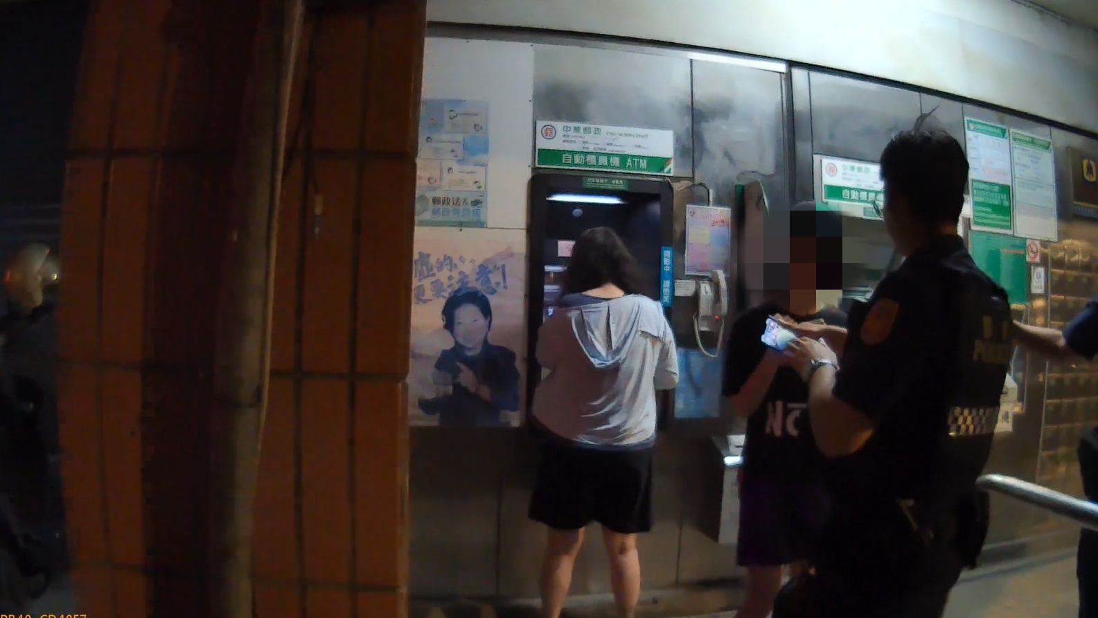 桃園市中壢區1對母女日前深夜差點落入詐騙陷阱。