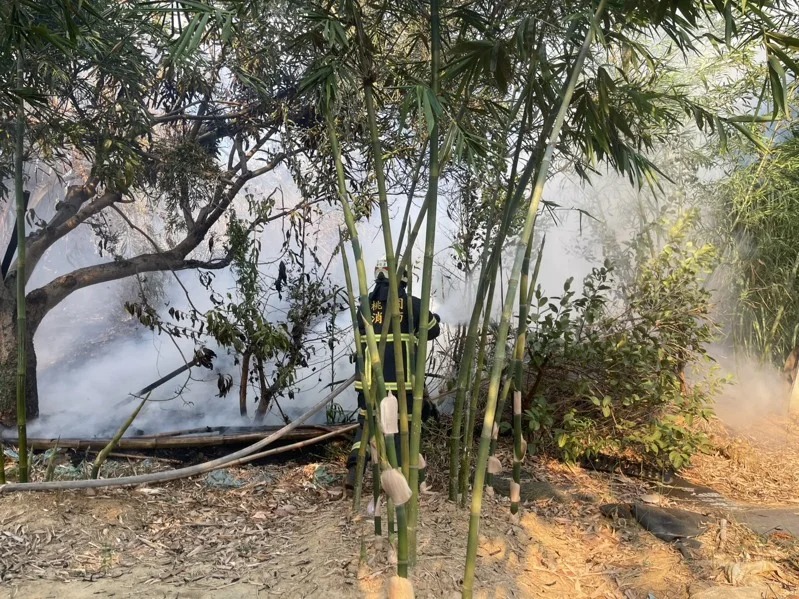 桃園市蘆竹區長興路一段一帶的農地，前（16）日下午15時許傳出火警意外。