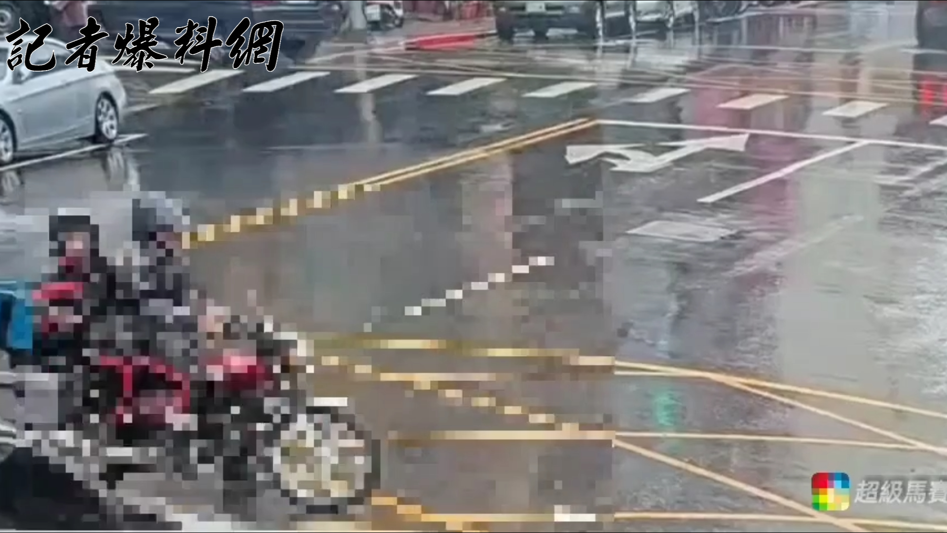 台北市大同區迪化街二段、酒泉街口，今（20）日上午10時許發生1起死亡車禍。