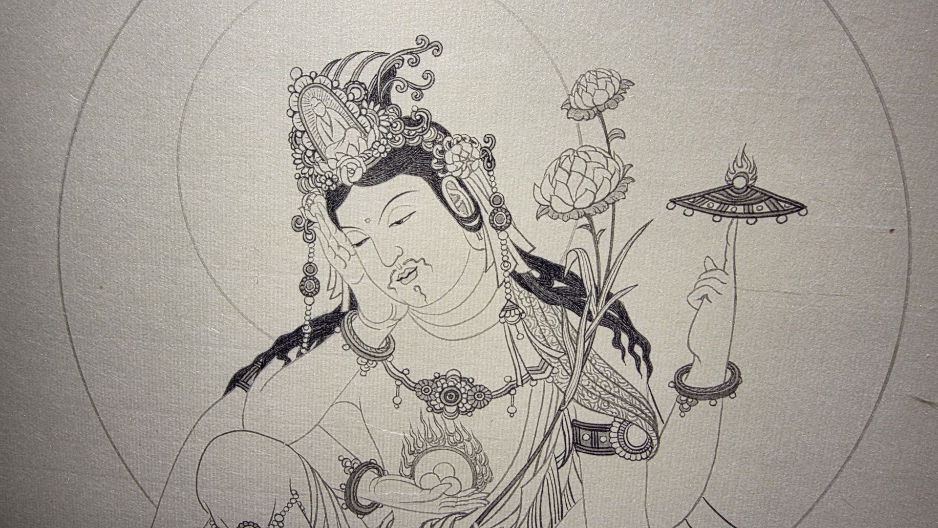 白描觀音三十二應身相特展作品氣韻生動,展現東方藝術與佛法美學。