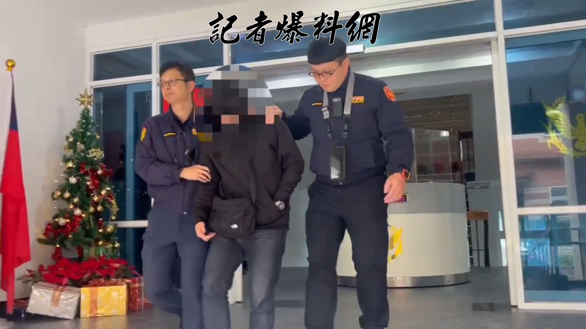 24歲嚴姓男子酒後開車載著胞弟與友人，高速追撞正在停等紅燈的57歲毛姓男騎士，導致毛男重傷不治。嚴男肇事後不僅加速逃逸，甚至一度奔往桃園機場企圖潛逃出境，因「忘記帶護照」在家人勸說下投案。