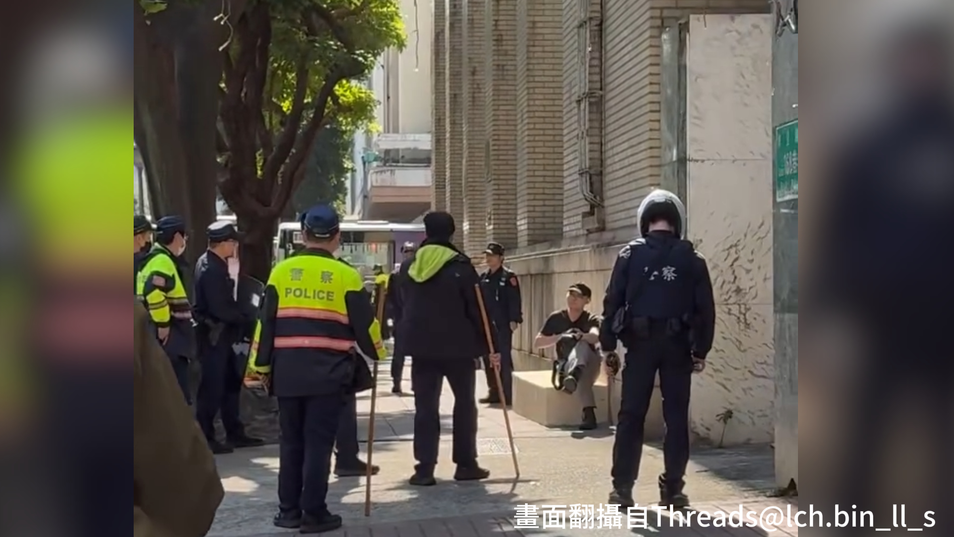 台北市中正區博愛路今（13）日午間驚傳持刀恐嚇案件。