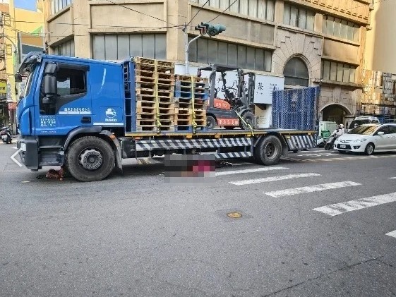 彰化市區今（24）日上午發生1起駭人聽聞的死亡車禍。