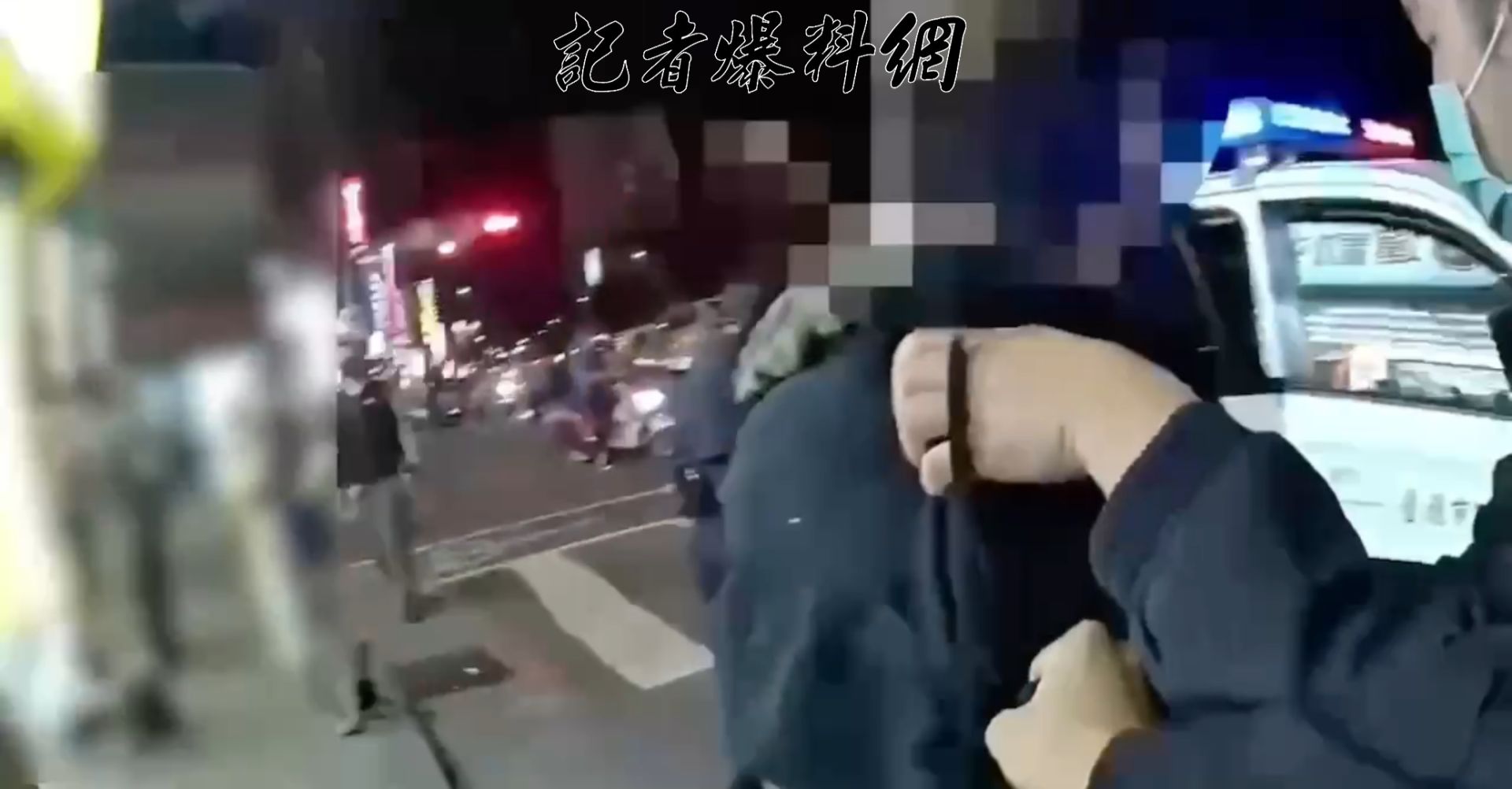 黃男當場被依妨害公務現行犯帶回。