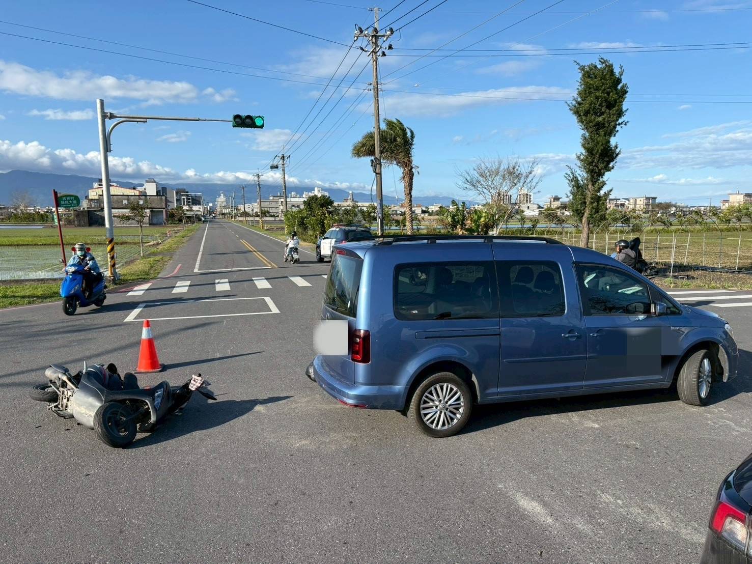 宜蘭縣壯圍鄉中央路二段、縣民大道一段路口，昨（23）日下午15時許發生1起交通事故。