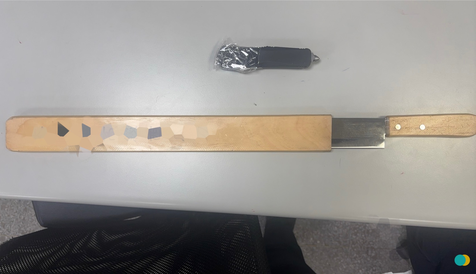 新北市三峽區復興路、大勇路口的1處捷運工地,昨(25)日下午驚傳持刀傷人血案。