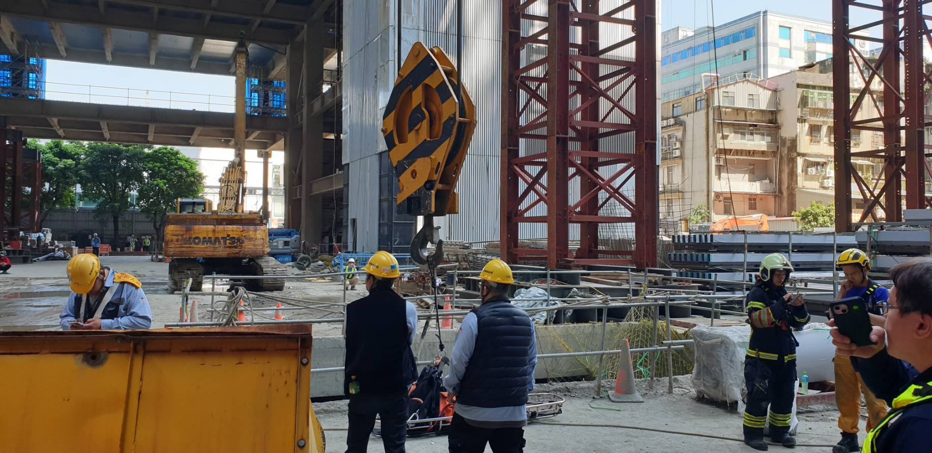 台北市南港區南港路三段1處新建工地，今（18）日上午9時許驚傳死亡工安意外。