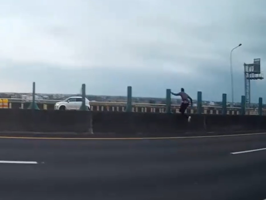 國道5號宜蘭入口匝道，昨（25）日下午17時許發生警匪追逐戰。