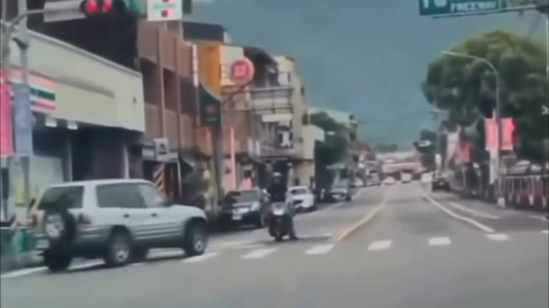 南投縣埔里鎮前（6）日傍晚17時許發生1起驚悚肇逃車禍。