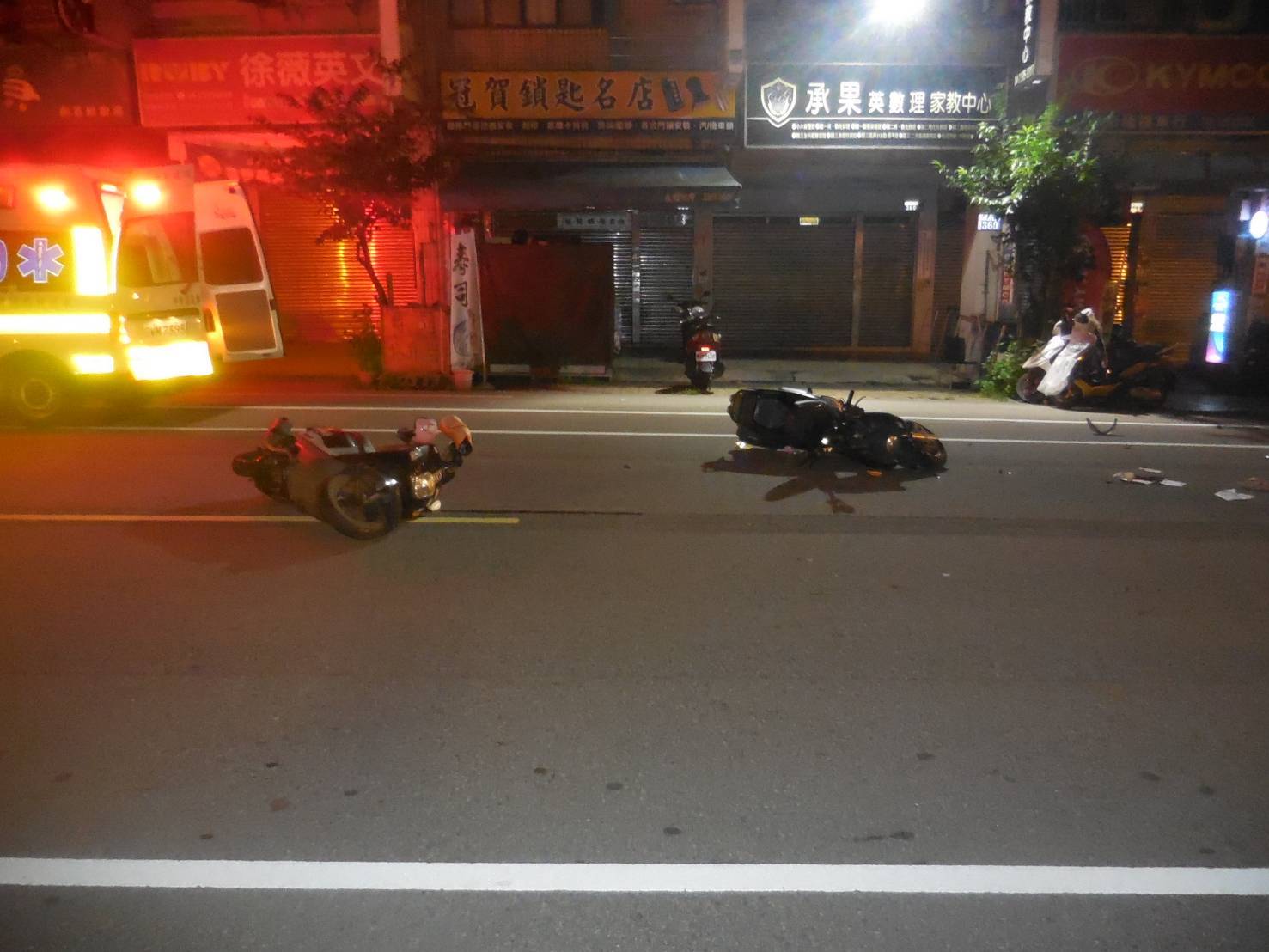 台中太平清晨機車碰撞 雙騎士酒駕雙雙送醫 警方依公共危險罪偵辦