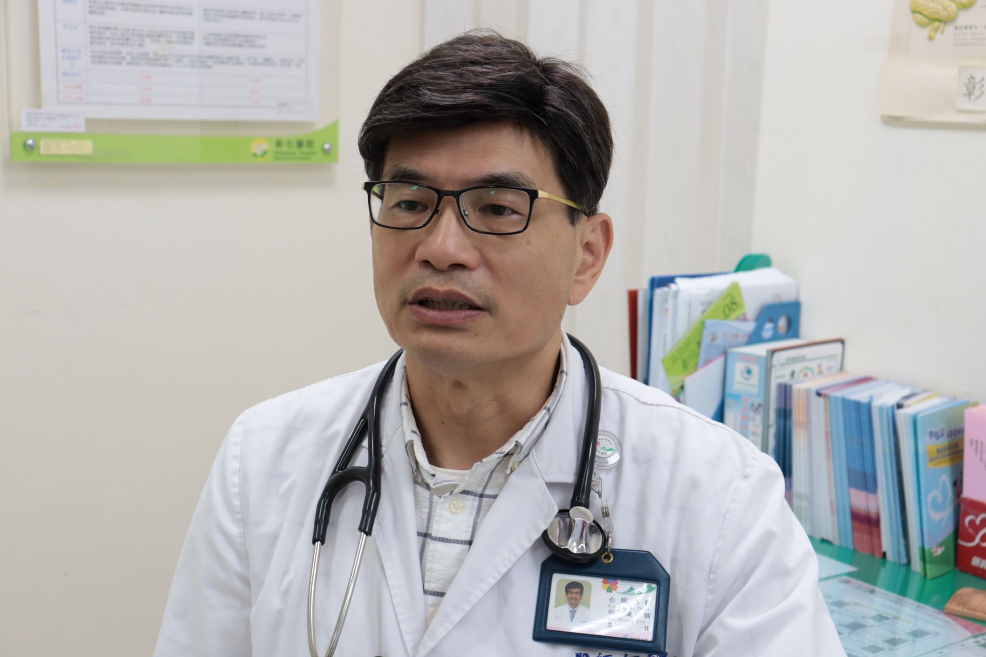 高血壓沒控制引發急性肺水腫血氧驟降 70歲老父送醫救回一命