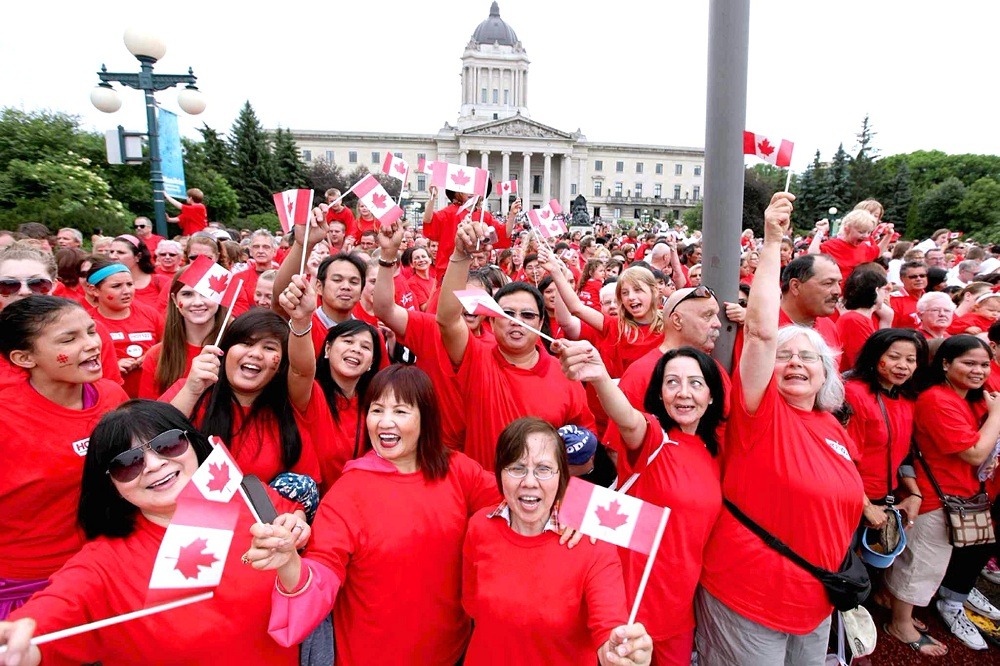 NOVA 建案區域之城市機能與居住環境條件-結合交通、教育、醫療與生活機能的新興居住節點，回應長期人口定居需求。