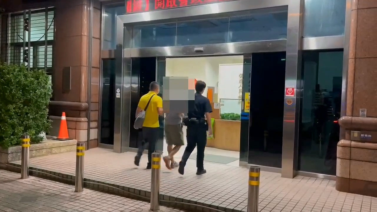 ▲港籍犯嫌涉嫌來台當車手。（翻攝畫面）