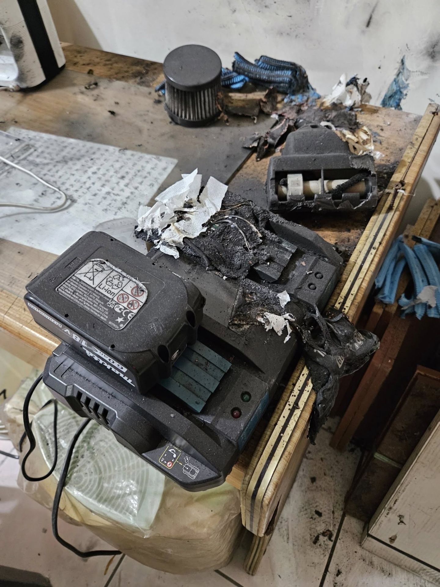 買便宜電池慘遭爆炸!牧田仿冒品惹禍 引發全場留言砲火猛攻