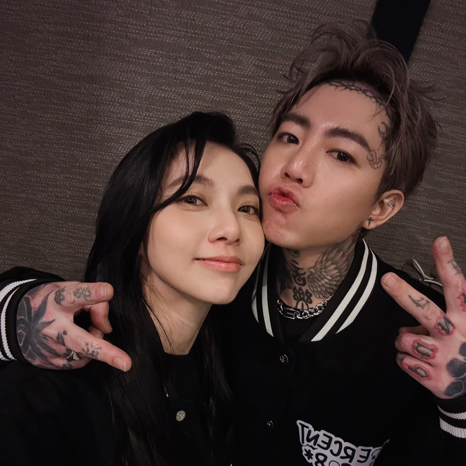 陳緗妮為〈夠愛〉一歌發文開嗆。（圖／翻攝陳緗妮臉書）