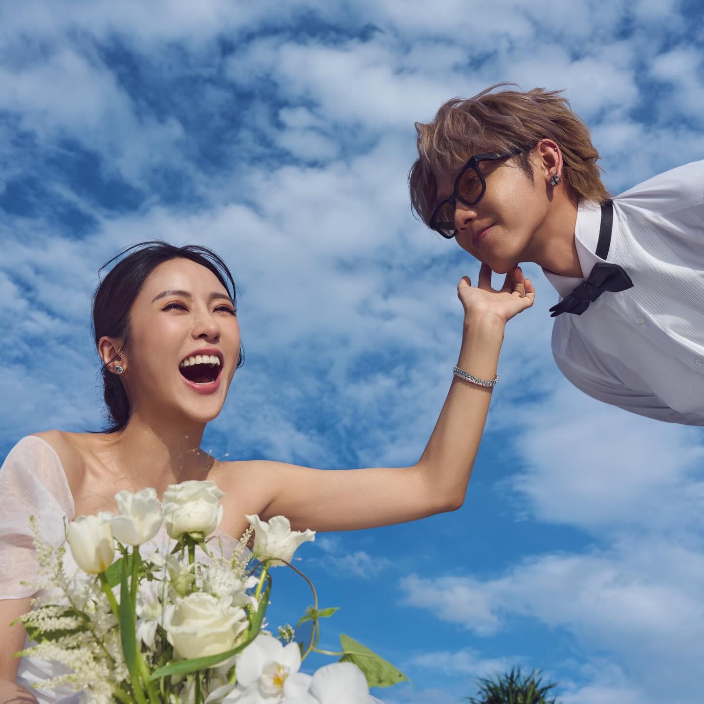 鼓鼓、大元公開婚紗照。(圖/翻攝大元臉書)