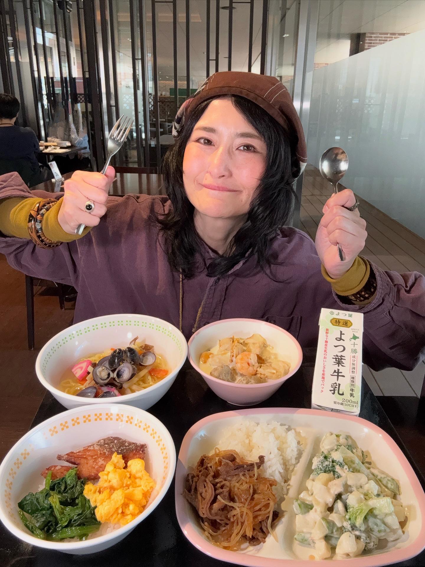 安潔拉佐藤是本知名的大胃王。（圖／翻攝安潔拉佐藤​臉書）