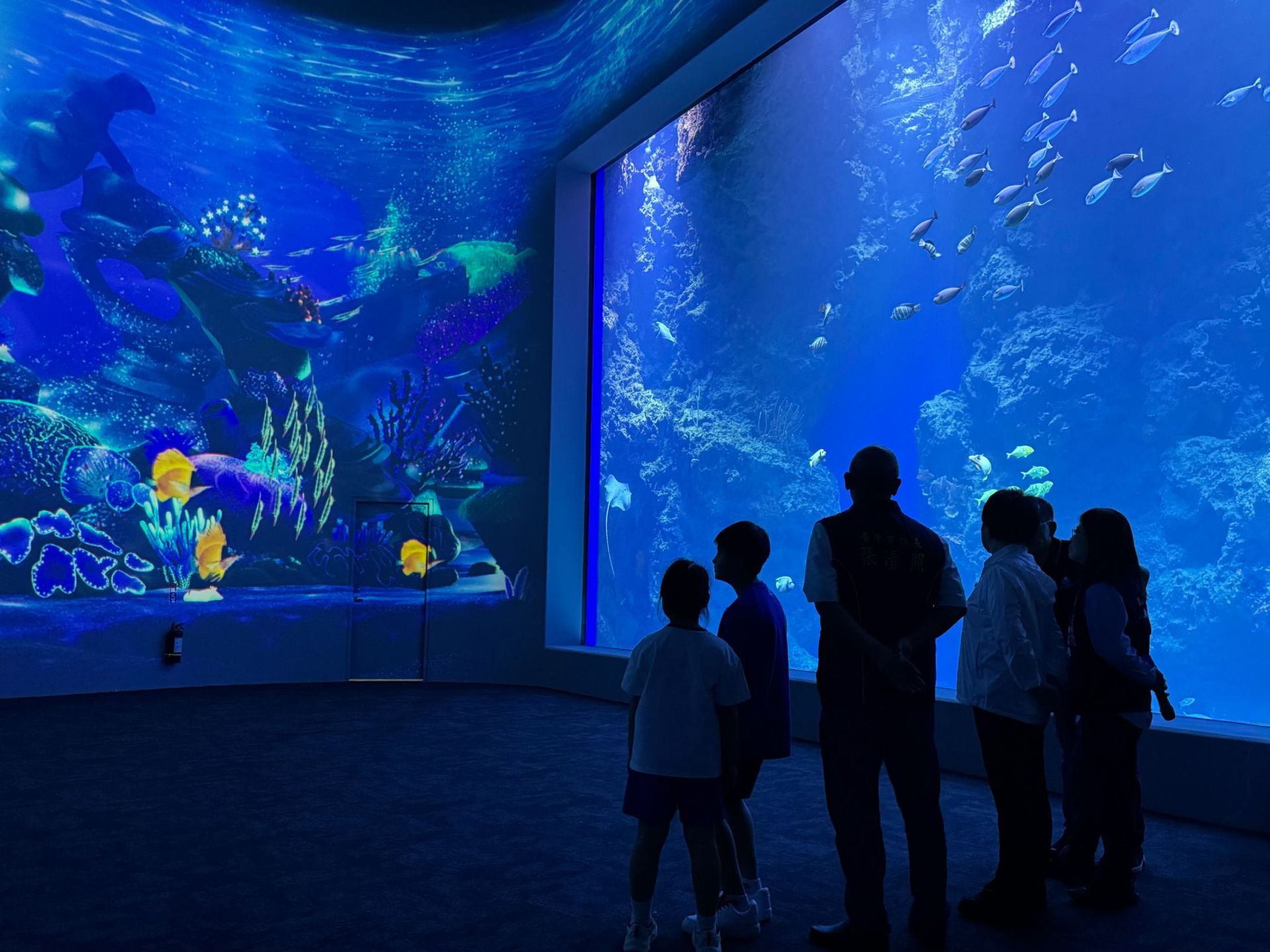 盧秀燕與張清照開箱全台最先進「台中海洋館」　14年打造8/21正式開幕