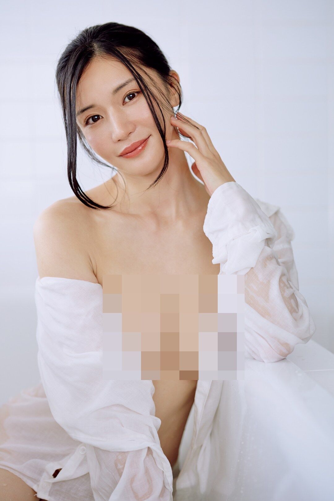 高橋聖子引退AV界3年,首度回歸拍寫真。(圖/翻攝高橋聖子X)