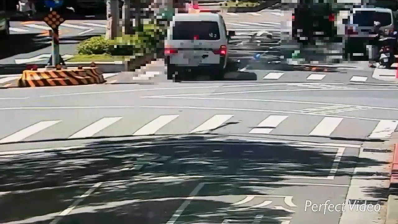 ▲騎士送醫不治。（翻攝畫面）
