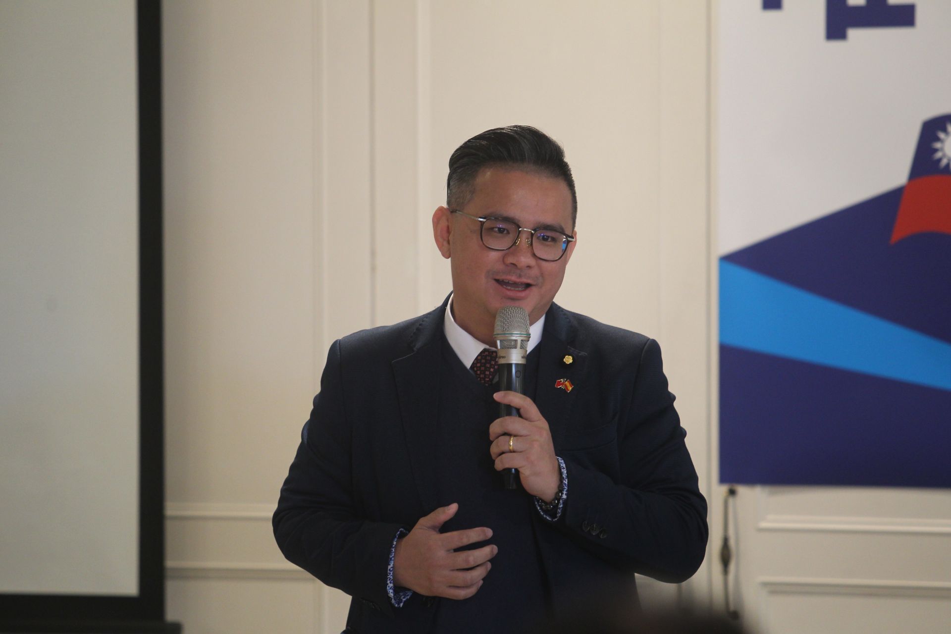 廖了以整合紅黑派挺江啟臣　胡志強：支持他是「100年承諾」台中不能輸