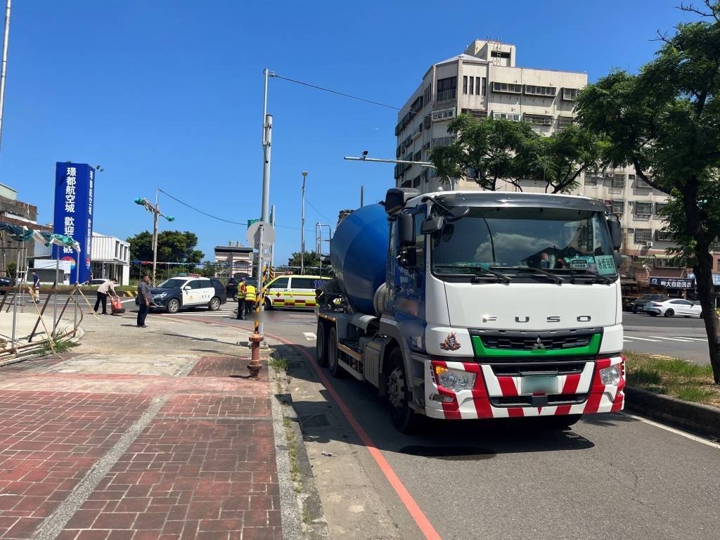 ▲桃園市大園區再傳死亡車禍。（翻攝畫面）