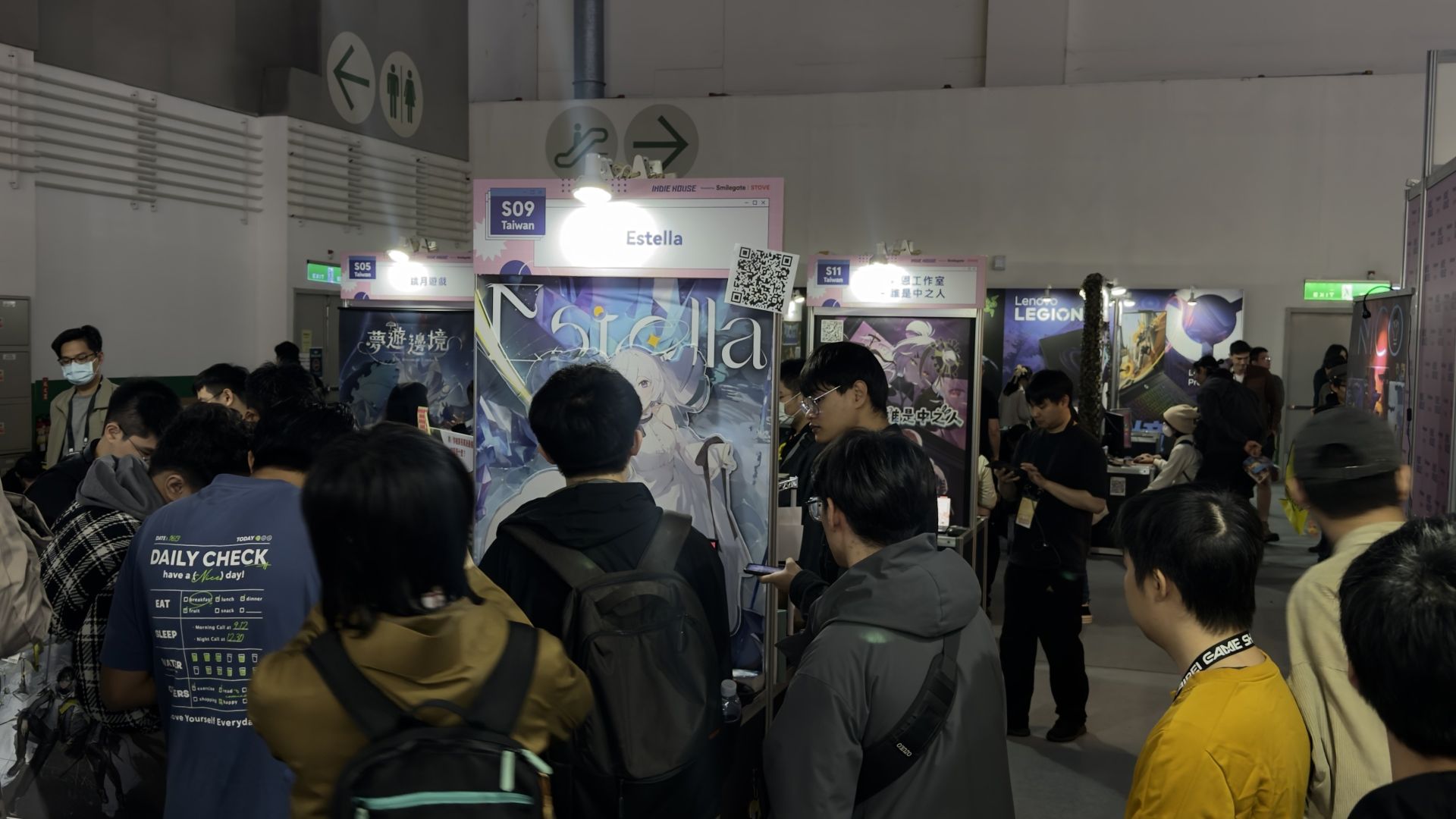 ▲近期受到很多玩家關注的音遊戲Estella也在獨立遊戲區擺攤（圖／記者王俊勝 攝）