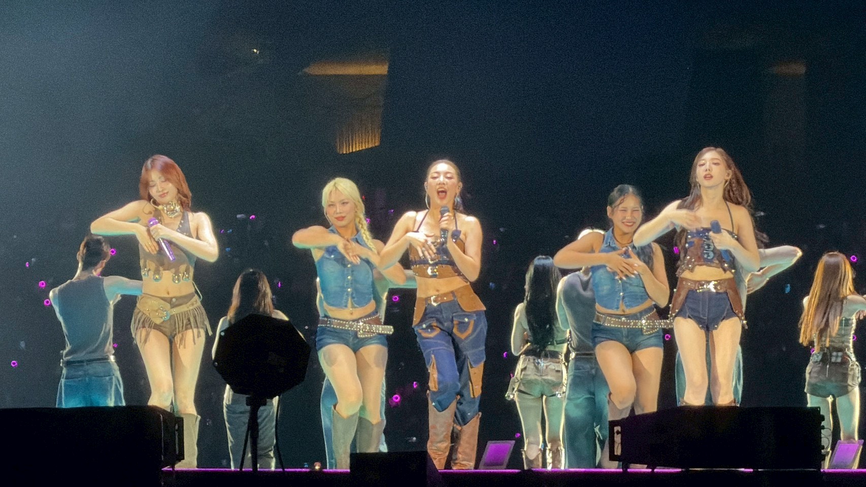 TWICE23日於高雄開唱,是在台灣的最終場。(圖/讀者提供)