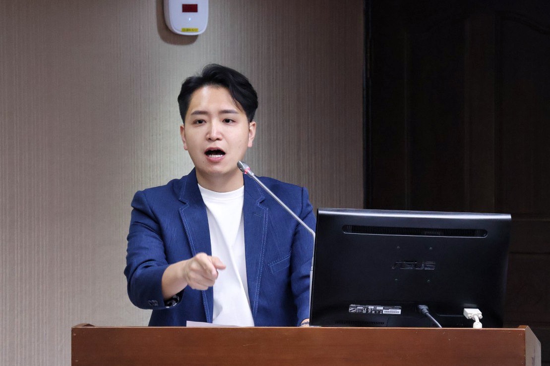 台中地院爆律師遭攻擊　羅廷瑋推修法：暴力妨害執業最重可判無期