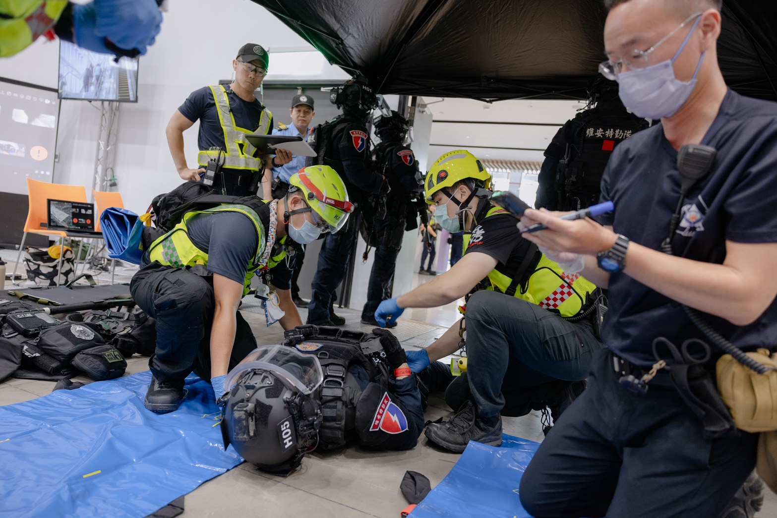臺中警「靖勇實警演習」首導入無劇本驗證 會展中心模擬重大危安事件跨域應變