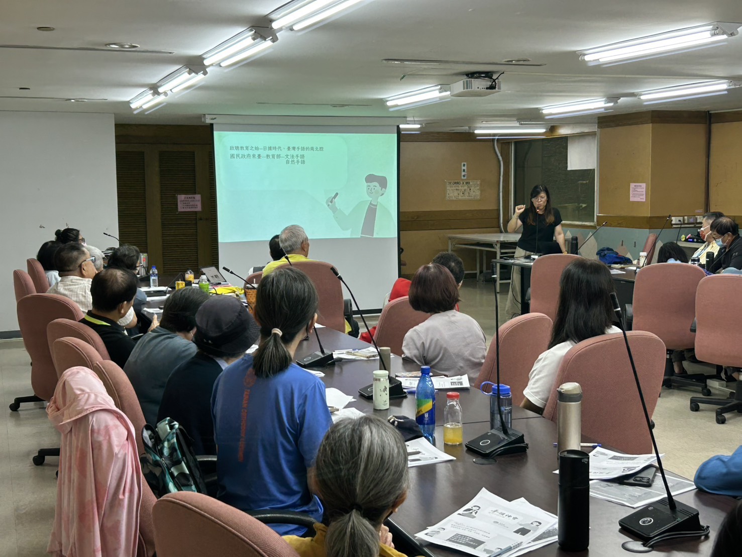 ▲▼台南推手語導覽!聽障也能暢遊古都 7名專業導覽員上線(圖/記者王俊勝 翻攝)3