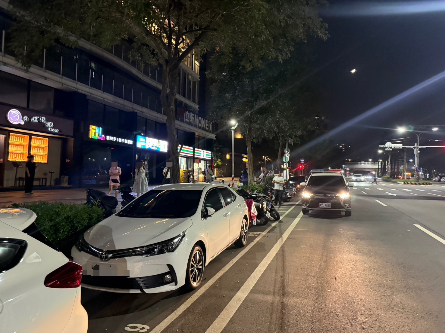 行走的殺機!駕駛疑吸毒於林口狂撞28車　逃逸10分鐘即遭逮