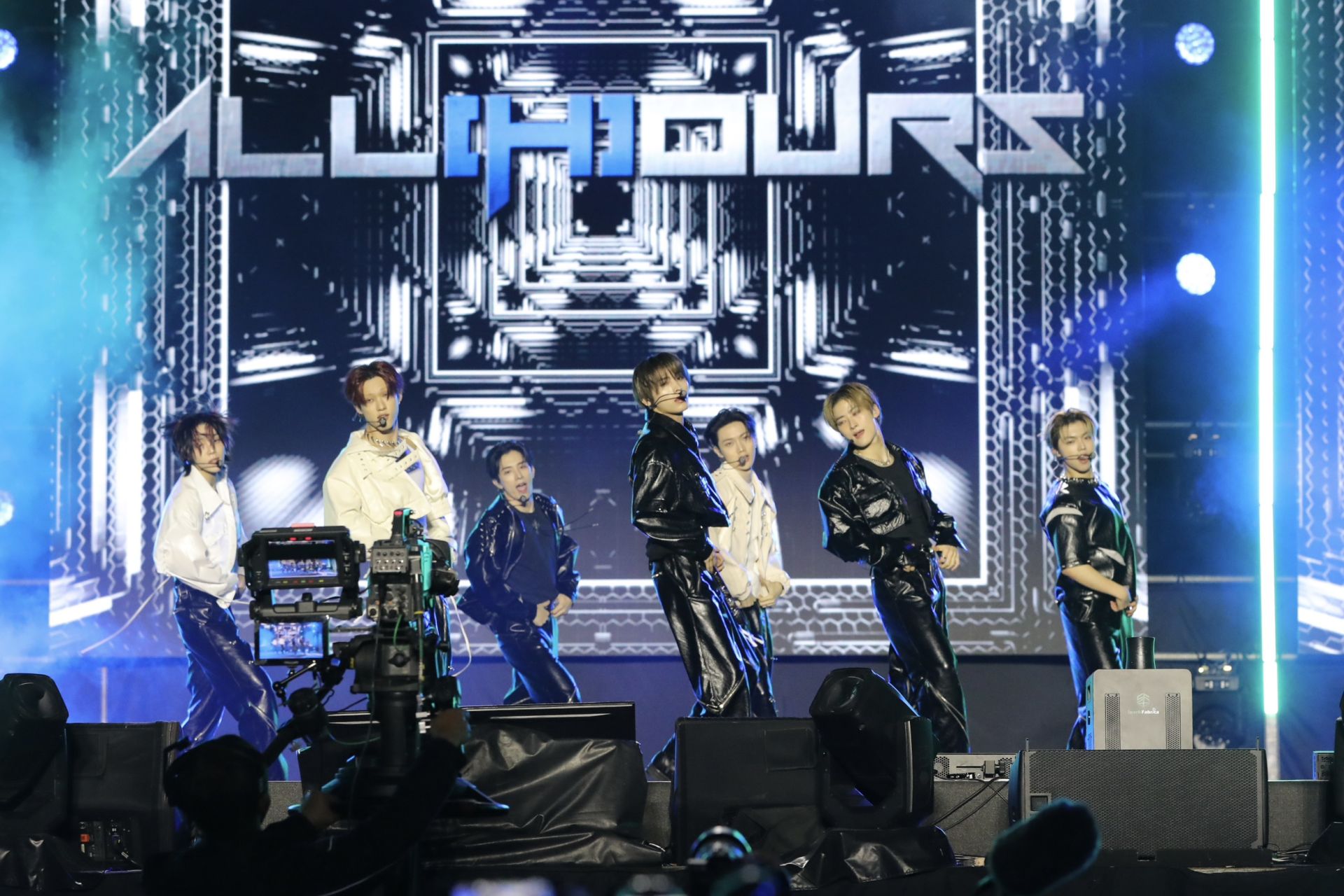 ▲ALL(H)OURS（圖／記者王俊勝 翻攝）