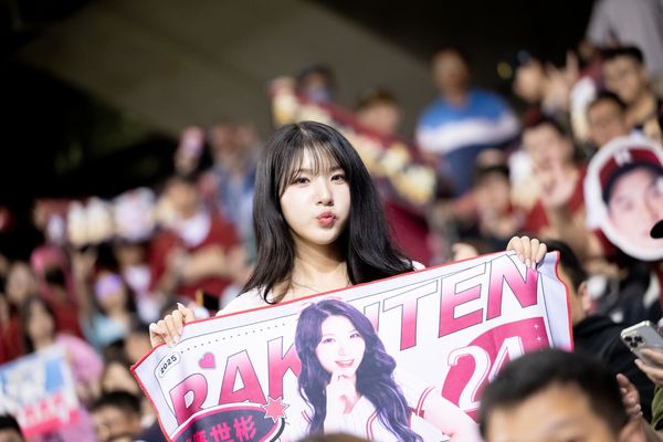 廉世彬爆出長期遭到經紀人性騷。(圖/樂天桃猿提供)