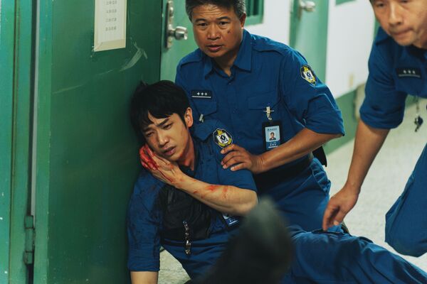 劉以豪原在劇中有裸上身戲份,沒想到全遭刪除。(圖/愛奇藝國際版、壹壹影業提供)