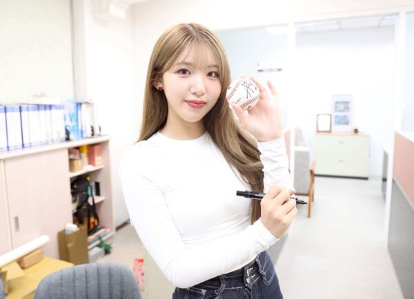 廉世彬現身大學校園。(圖/文化大學新聞系提供)