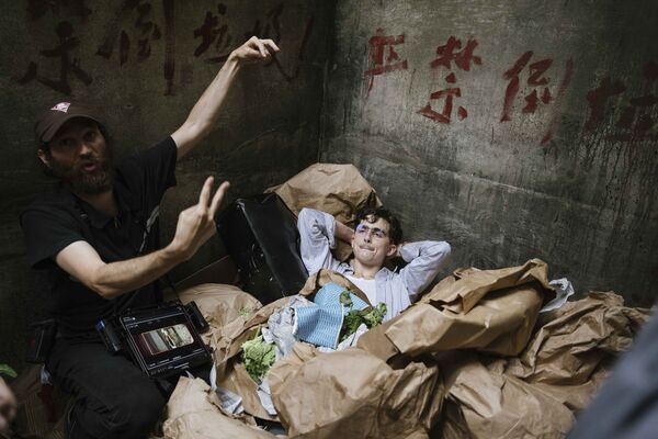 「甜茶」提摩西夏勒梅在新片《橫衝直闖》有突破性演出。（圖／龍祥提供）